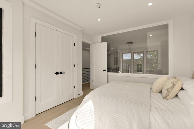 3923 14TH ST NW #5, Washington, DC 20011