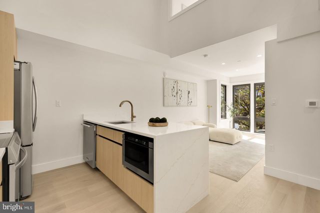 3923 14TH ST NW #5, Washington, DC 20011