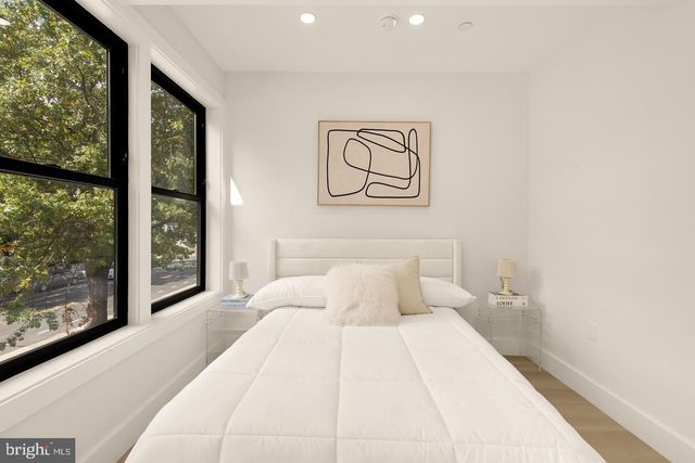 3923 14TH ST NW #5, Washington, DC 20011