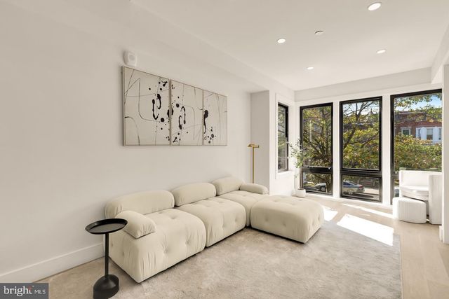 3923 14TH ST NW #5, Washington, DC 20011