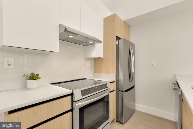 3923 14TH ST NW #5, Washington, DC 20011