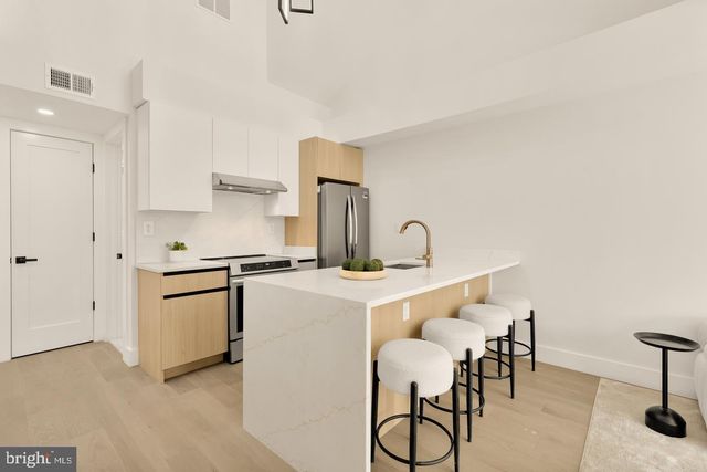 3923 14TH ST NW #5, Washington, DC 20011