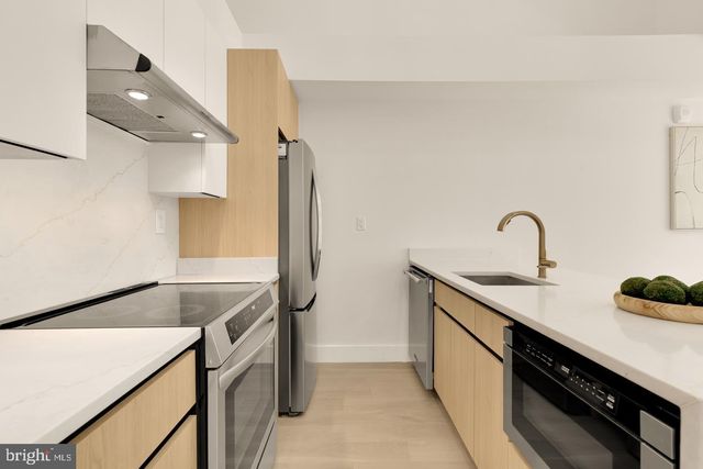 3923 14TH ST NW #5, Washington, DC 20011