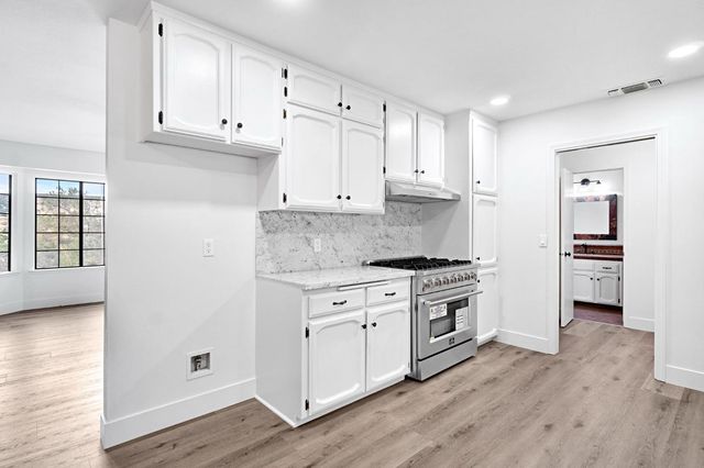 23328 Granite Creek Ln, Clovis, CA 93619