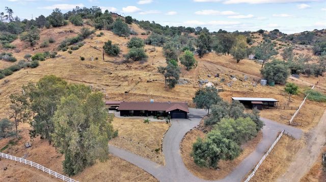 23328 Granite Creek Ln, Clovis, CA 93619