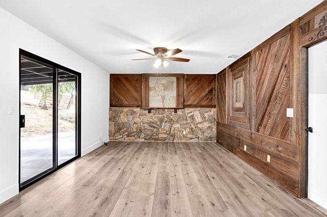 23328 Granite Creek Ln, Clovis, CA 93619
