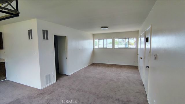 4060 URSULA 12, Los Angeles, CA 90008