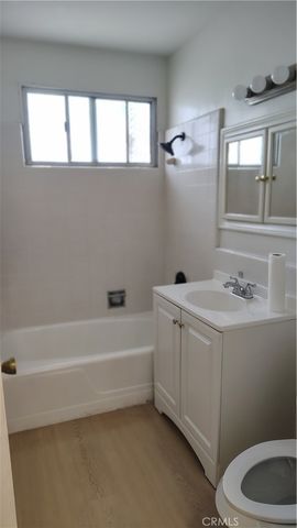 4060 URSULA 12, Los Angeles, CA 90008