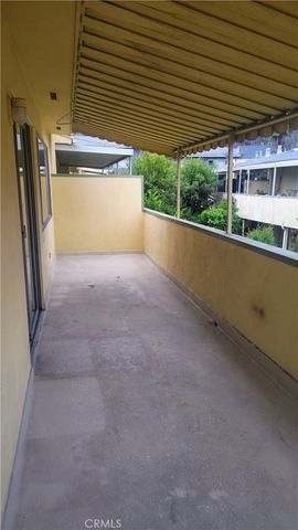 4060 URSULA 12, Los Angeles, CA 90008