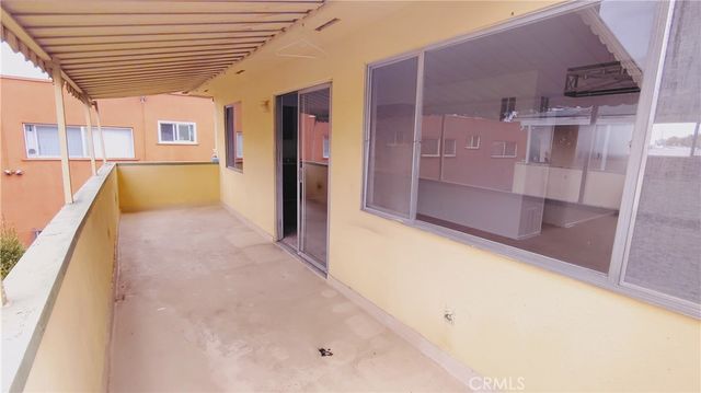 4060 URSULA 12, Los Angeles, CA 90008