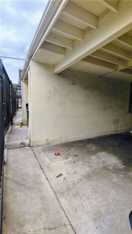 4060 URSULA 12, Los Angeles, CA 90008