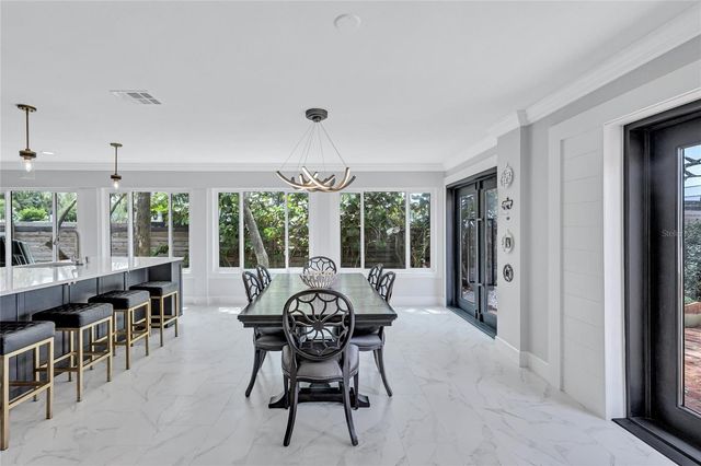 2612 KEYSTONE COURT N, St Petersburg, FL 33710