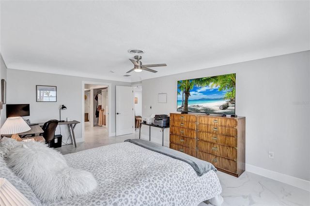 2612 KEYSTONE COURT N, St Petersburg, FL 33710