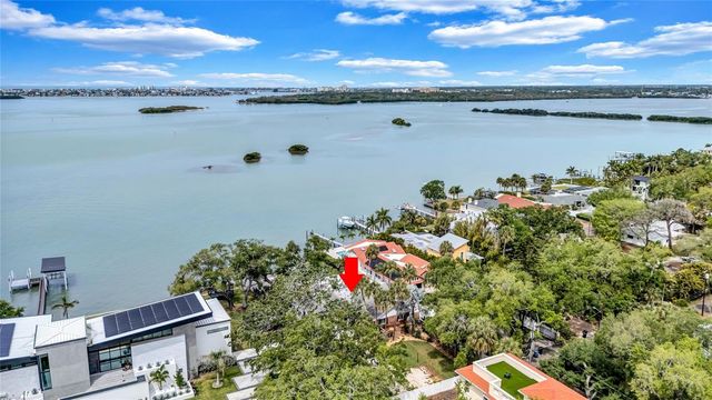 2612 KEYSTONE COURT N, St Petersburg, FL 33710