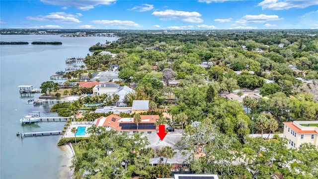 2612 KEYSTONE COURT N, St Petersburg, FL 33710