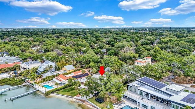 2612 KEYSTONE COURT N, St Petersburg, FL 33710