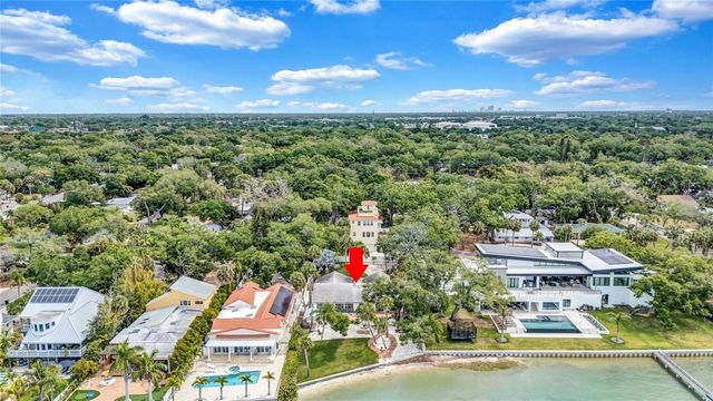 2612 KEYSTONE COURT N, St Petersburg, FL 33710