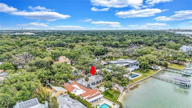 2612 KEYSTONE COURT N, St Petersburg, FL 33710
