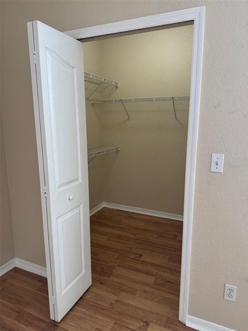 5817 LEGACY CRESCENT PLACE 302, Riverview, FL 33578