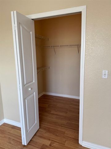 5817 LEGACY CRESCENT PLACE 302, Riverview, FL 33578