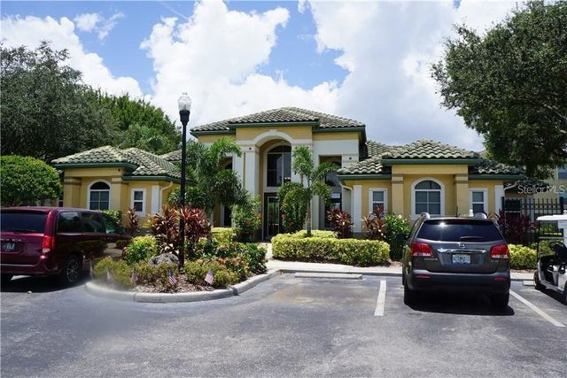 5817 LEGACY CRESCENT PLACE 302, Riverview, FL 33578