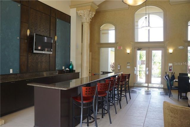 5817 LEGACY CRESCENT PLACE 302, Riverview, FL 33578