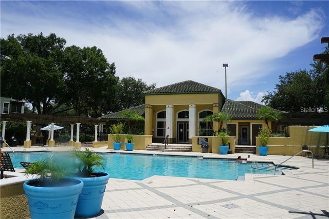 5817 LEGACY CRESCENT PLACE 302, Riverview, FL 33578