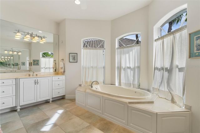 2736 MAYAGUANA COURT, Punta Gorda, FL 33950