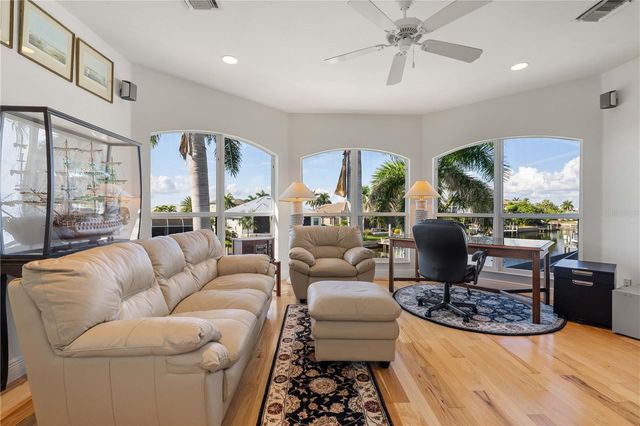 2736 MAYAGUANA COURT, Punta Gorda, FL 33950