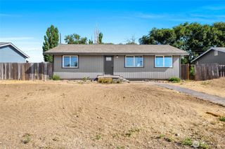 9840 NE Apple Road, Moses Lake, WA 98837
