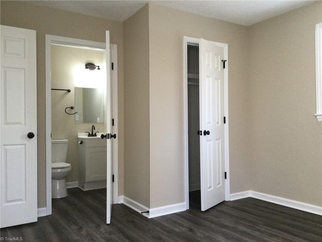 2900 Hayden Street, Greensboro, NC 27407