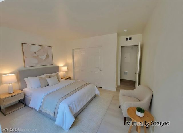 5220 Indian River Drive 293, Las Vegas, NV 89103