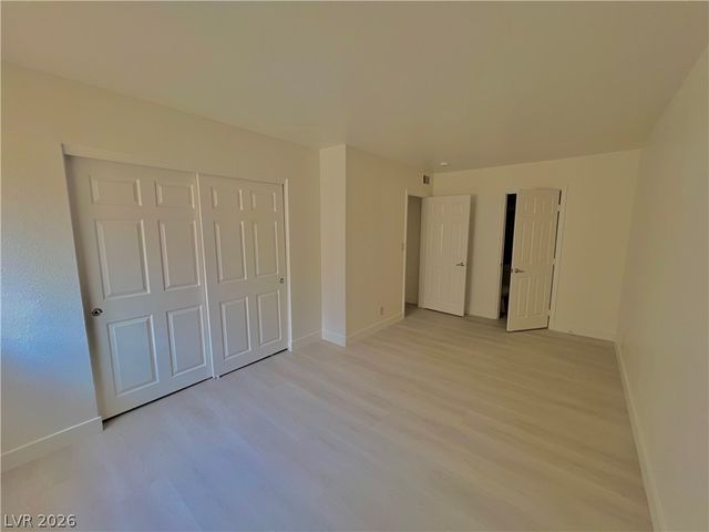 5220 Indian River Drive 293, Las Vegas, NV 89103