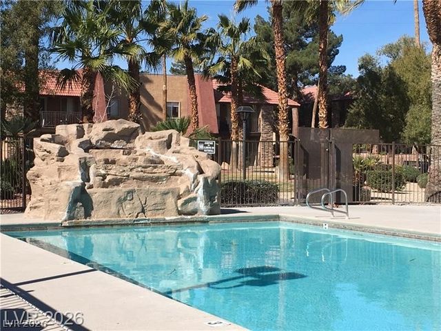 5220 Indian River Drive 293, Las Vegas, NV 89103