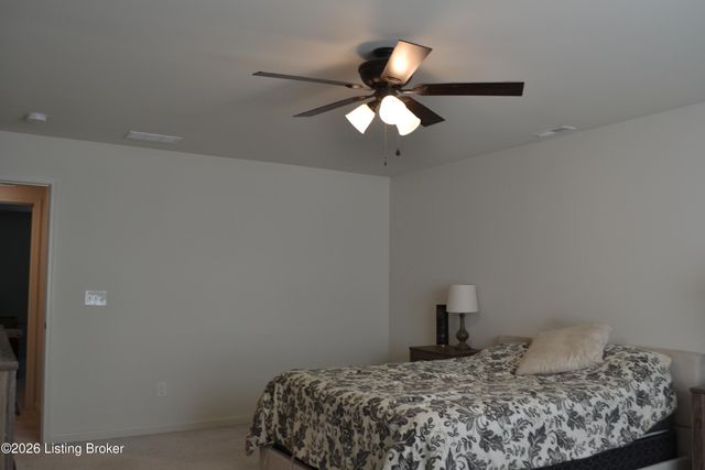 1029 Dry Run Ct, Shelbyville, KY 40065