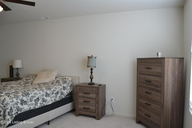 1029 Dry Run Ct, Shelbyville, KY 40065