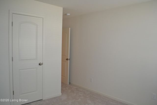 1029 Dry Run Ct, Shelbyville, KY 40065