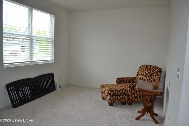 1029 Dry Run Ct, Shelbyville, KY 40065