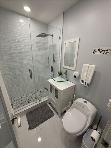 380 W 41st Street, Hialeah, FL 33012