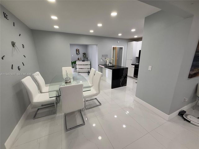 380 W 41st Street, Hialeah, FL 33012
