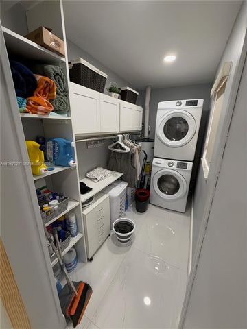380 W 41st Street, Hialeah, FL 33012