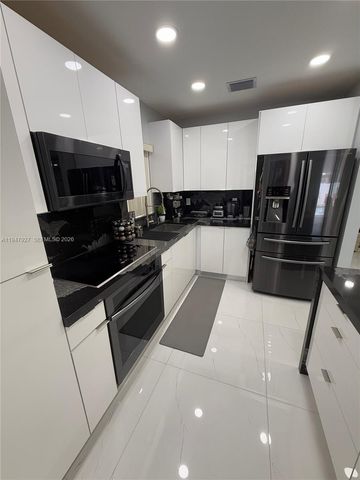 380 W 41st Street, Hialeah, FL 33012