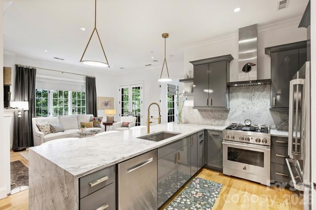 241 Queens Road, Charlotte, NC 28204