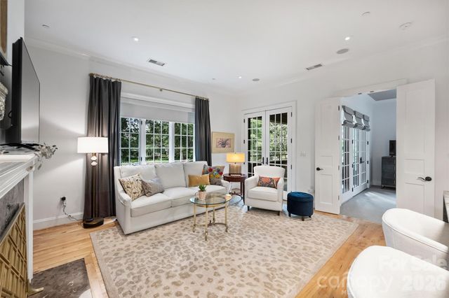 241 Queens Road, Charlotte, NC 28204