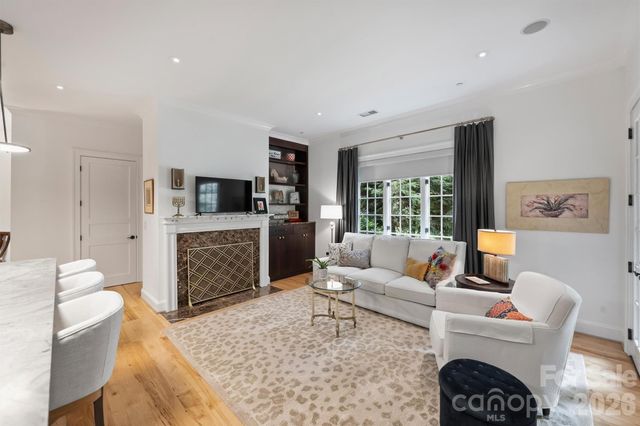 241 Queens Road, Charlotte, NC 28204