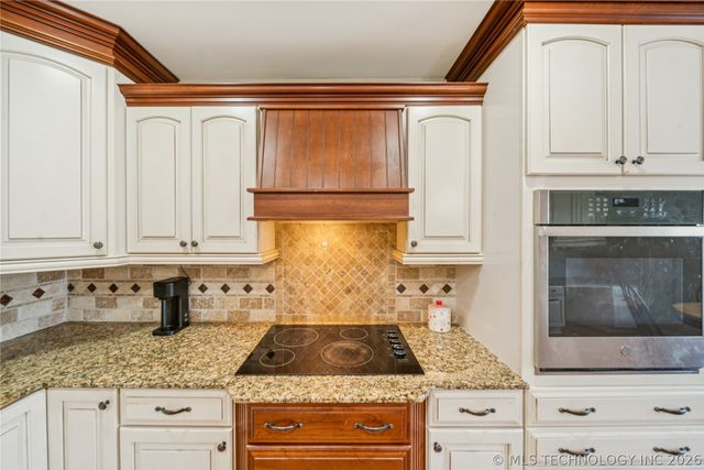 6507 E 66th Street, Tulsa, OK 74133