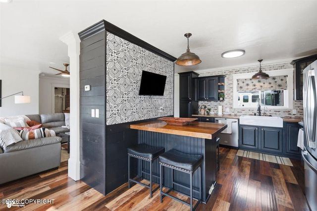 3190 E Olga Circle, Wasilla, AK 99654