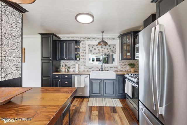 3190 E Olga Circle, Wasilla, AK 99654
