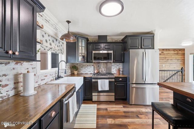 3190 E Olga Circle, Wasilla, AK 99654