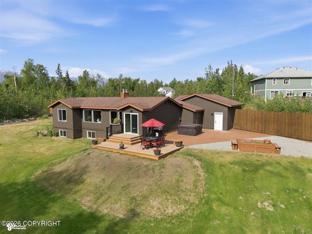 3190 E Olga Circle, Wasilla, AK 99654